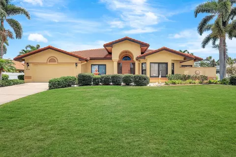 619 SE 18th, Cape Coral, FL 33990