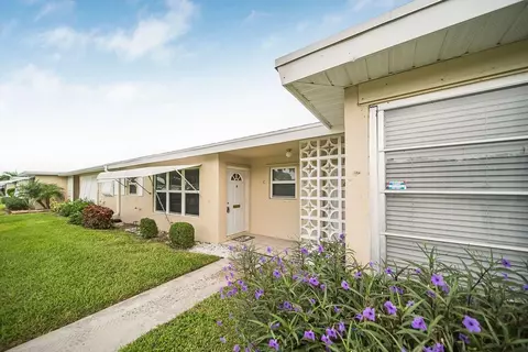 255 High Point Ct #C, Boynton Beach, FL 33435