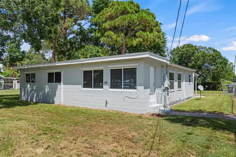 1824 S 29th St, Fort Pierce, FL 34947