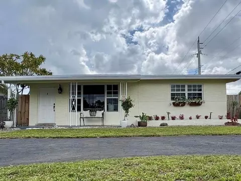 2441 Gulfstream, Miramar, FL 33023