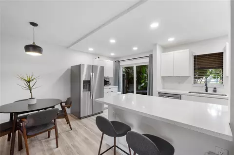 1826 N Dixie Hwy #104, Fort Lauderdale, FL 33305