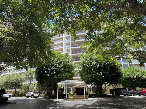 3499 Oaks #506, Pompano Beach, FL 33069