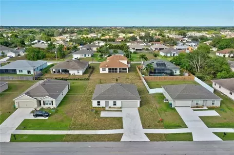 555 SW Paar, Port Saint Lucie, FL 34953