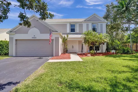 10582 Grove, Cooper City, FL 33328