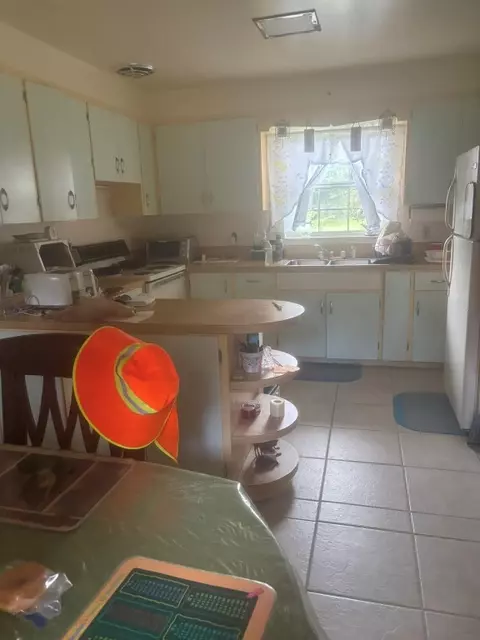 Kitchen - Undisclosed, Sebring, FL 33876 photo 1 of 1