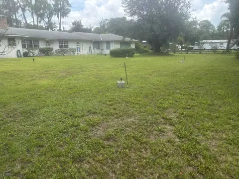 Exterior - Undisclosed, Sebring, FL 33876 photo 8 of 10
