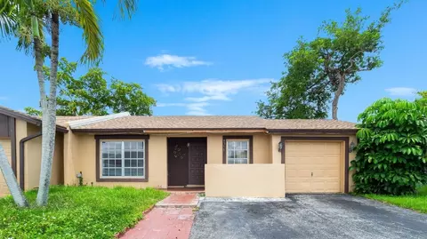 9511 W Heather, Miramar, FL 33025