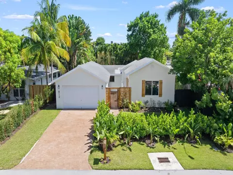 812 NW 26th St, Wilton Manors, FL 33311