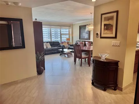 3300 NE 36th St #1122, Fort Lauderdale, FL 33308