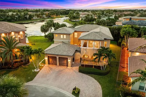 11070 NW 78th Pl, Parkland, FL 33076