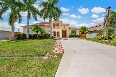 841 SW Haas Ave, Port Saint Lucie, FL 34953