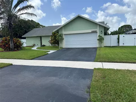 12530 SW 11th Ct, Davie, FL 33325