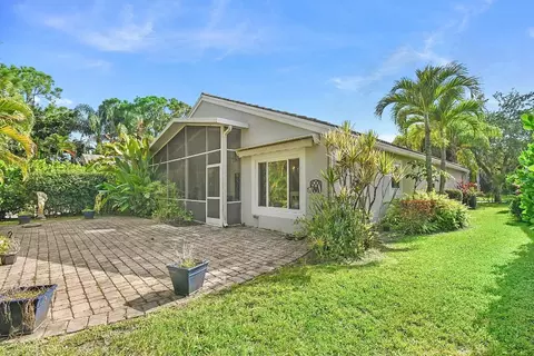 7151 SE Twin Oaks, Stuart, FL 34997