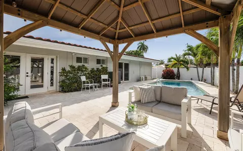 1725 NE 22 Ter, Fort Lauderdale, FL 33305