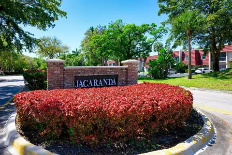 17 Jacaranda Dr #117, Plantation, FL 33324