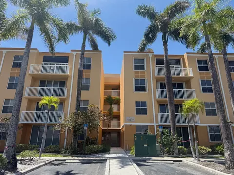 1341 SE 3rd Ave #210, Dania Beach, FL 33004