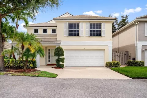 8 Governors Ct, Palm Beach Gardens, FL 33418