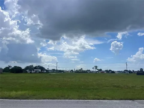 2616 Santa Barbara Blvd, Cape Coral, FL 33993