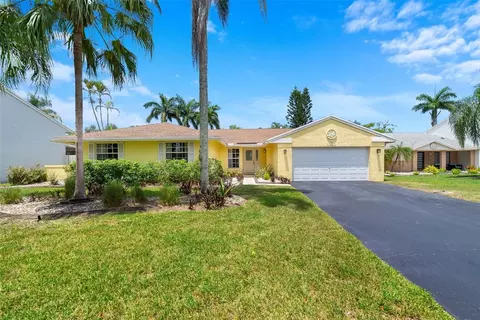 1211 White Stone, Davie, FL 33325