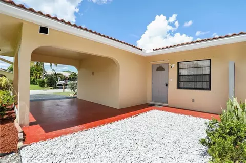 8291 NW 39 St, Coral Springs, FL 33065
