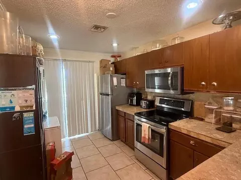 795 Crystal Lake Dr #795, Pompano Beach, FL 33064