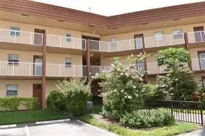 9001 Sunrise Lakes Blvd #201, Sunrise, FL 33322
