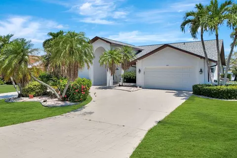 421 SW 51st Ter, Cape Coral, FL 33914