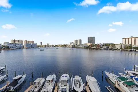 126 Golden Isle #54A, Hallandale Beach, FL 33009