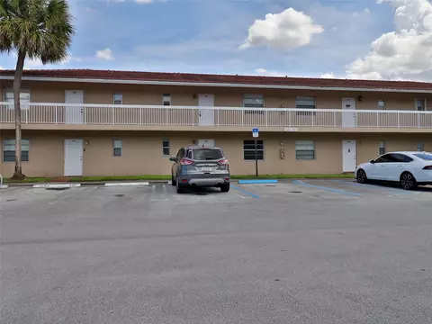 9930 Twin Lakes Dr #7-L, Coral Springs, FL 33071