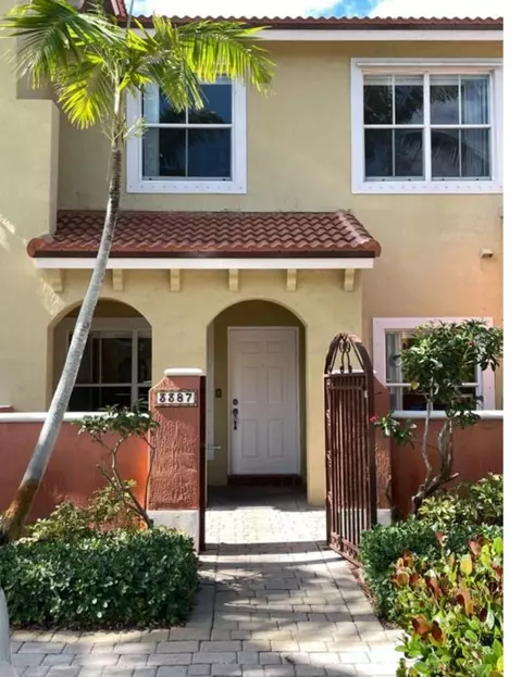 3389 Merrick Ct #3389, Pompano Beach, FL 33063