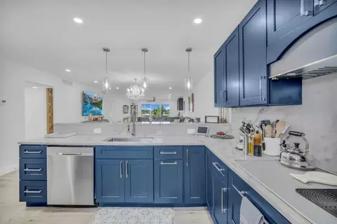 250 John F Kennedy #403, Atlantis, FL 33462