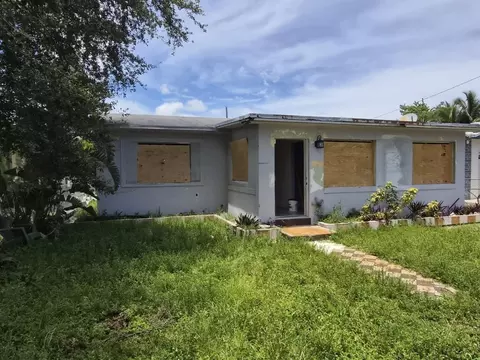 2335 Roosevelt, Hollywood, FL 33020