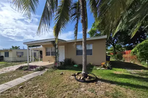 521 Oleander, Lantana, FL 33462