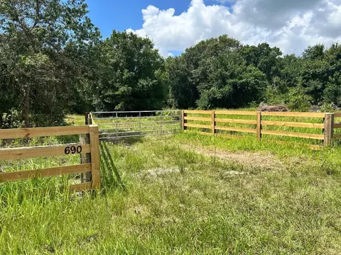690 NE 144th Dr, Okeechobee, FL 34972