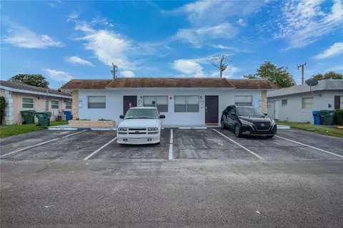 210 NE 216 Ne -216 40th St, Oakland Park, FL 33334