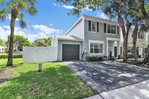 9460 Stanley, Tamarac, FL 33321