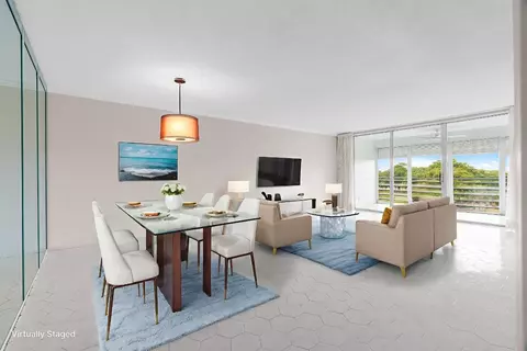 605 Oaks #501, Pompano Beach, FL 33069