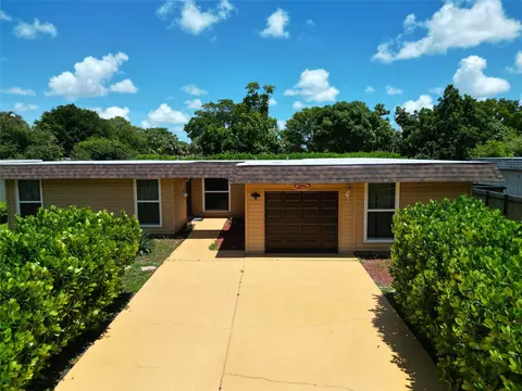 6504 NW 74th Ave, Tamarac, FL 33321