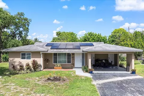 2017 NW 10th, Fort Lauderdale, FL 33311