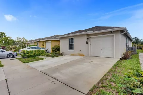 4332 NW 1st Ter, Lighthouse Point, FL 33064