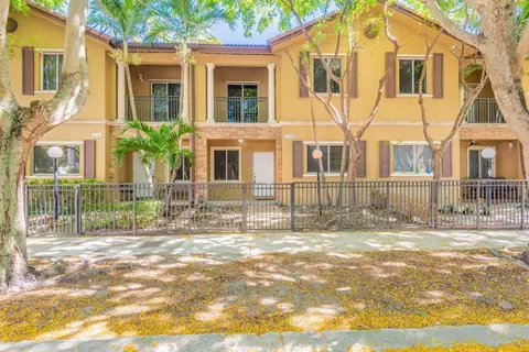 11368 SW 230th Ter, Miami, FL 33170