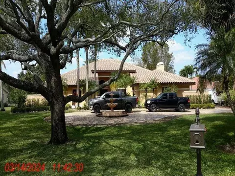 7321 W Cypresshead Dr, Parkland, FL 33067