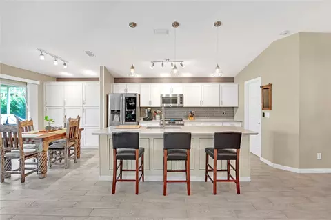 1450 11th, Vero Beach, FL 32960
