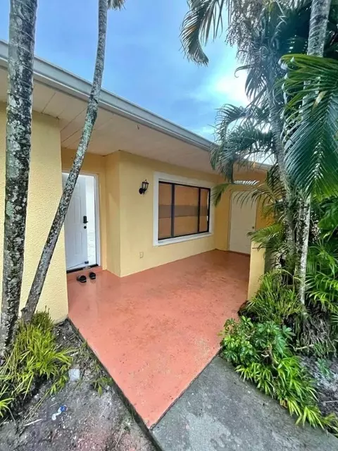 4704 Cherry #4704, West Palm Beach, FL 33417
