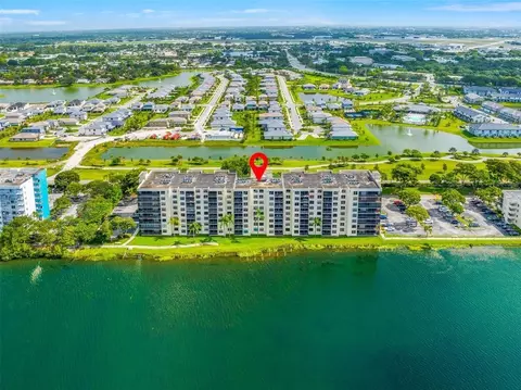 105 Lake Emerald Dr #711, Oakland Park, FL 33309