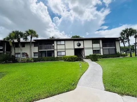 9525 W Mcnab #107, Tamarac, FL 33321