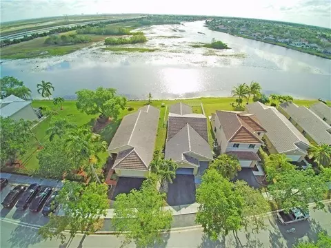 1525 Salerno Cir, Weston, FL 33327