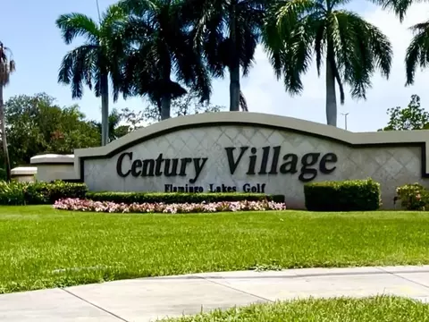13155 SW 7th #305E, Pembroke Pines, FL 33027