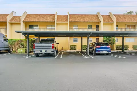 2905 SW 22nd #202, Delray Beach, FL 33445