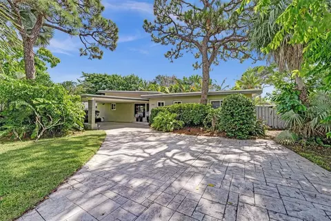 2732 NE 15th, Wilton Manors, FL 33334